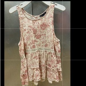 American Eagle flowy floral sleeveless peplum blouse